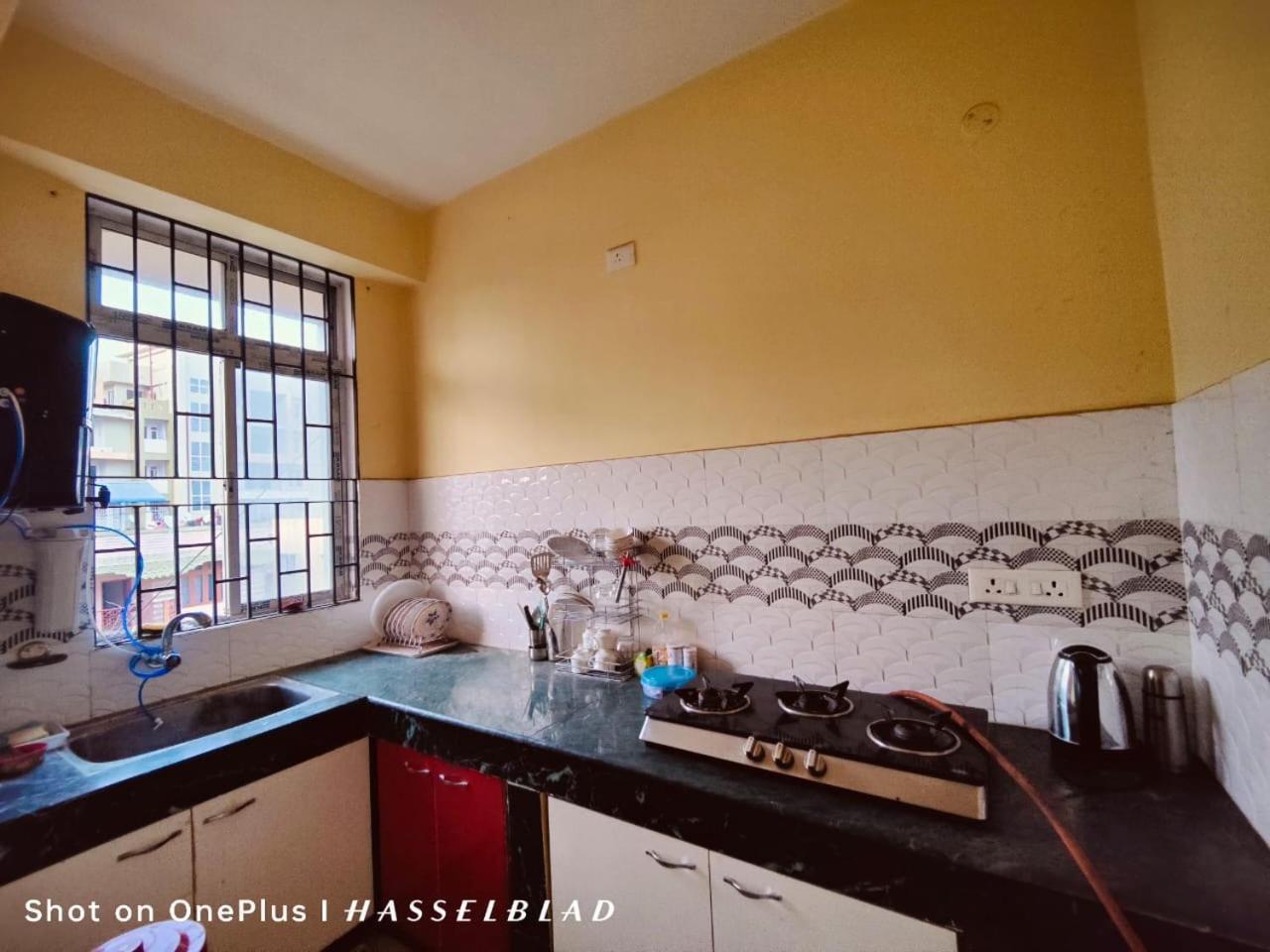 Dreams Abode Studio Apartment 구와하티 외부 사진