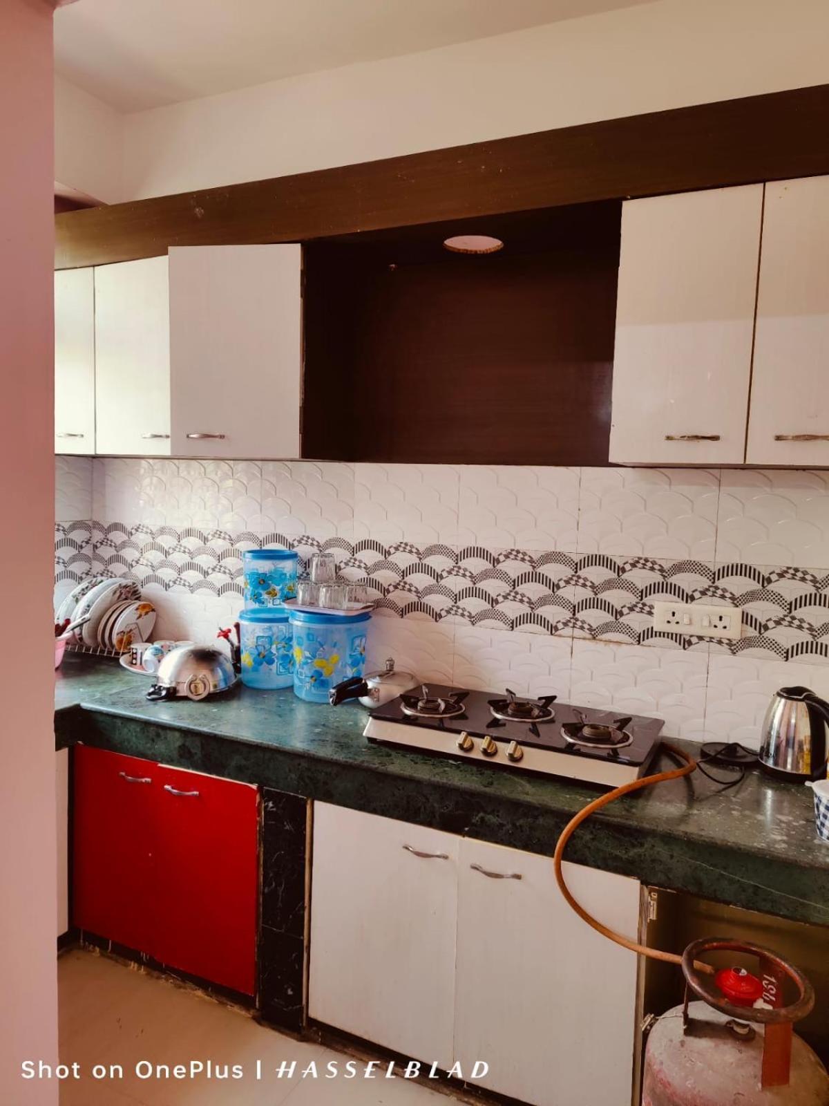 Dreams Abode Studio Apartment 구와하티 외부 사진